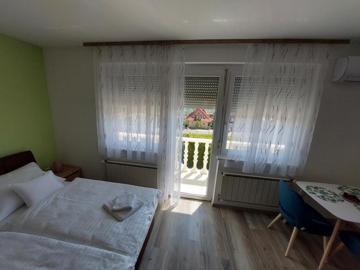 Villa Laar Hévíz 外观 照片
