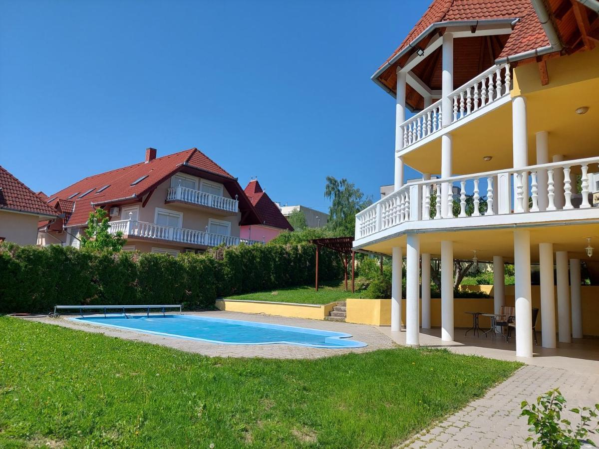 Villa Laar Hévíz 外观 照片